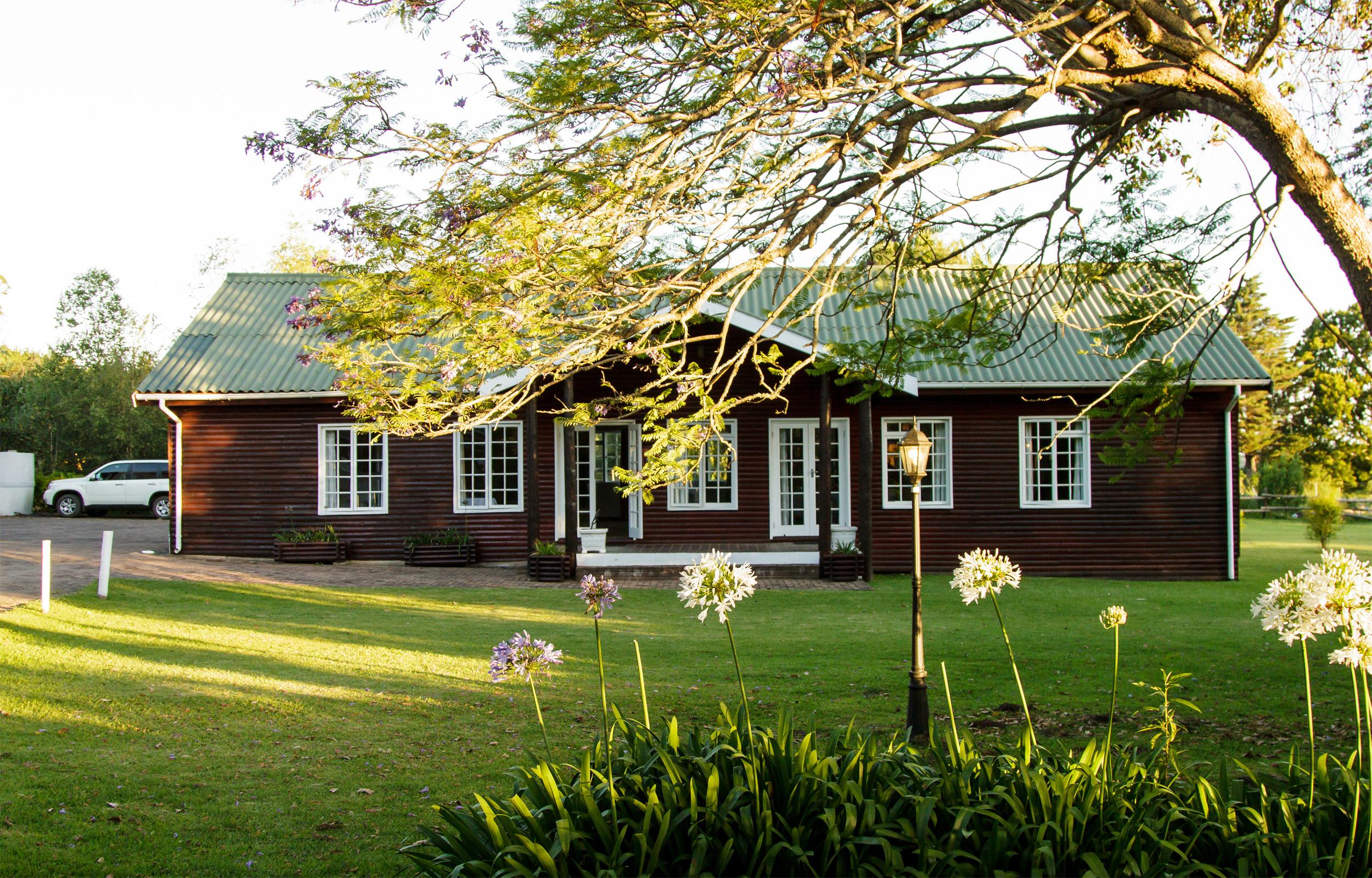 Tsitsikamma Village Inn Stormsrivier Bagian luar foto