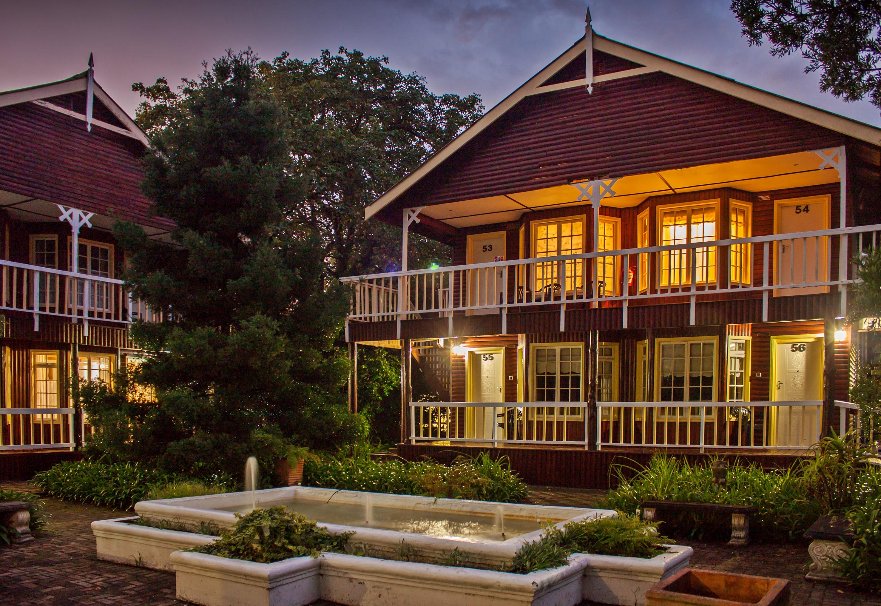 Tsitsikamma Village Inn Stormsrivier Bagian luar foto