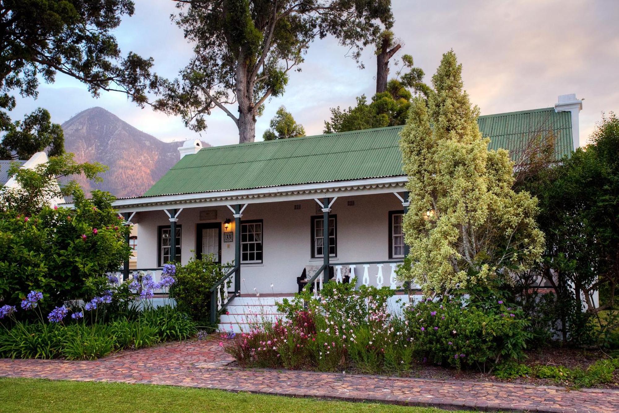 Tsitsikamma Village Inn Stormsrivier Bagian luar foto