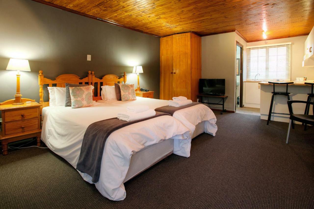 Tsitsikamma Village Inn Stormsrivier Bagian luar foto